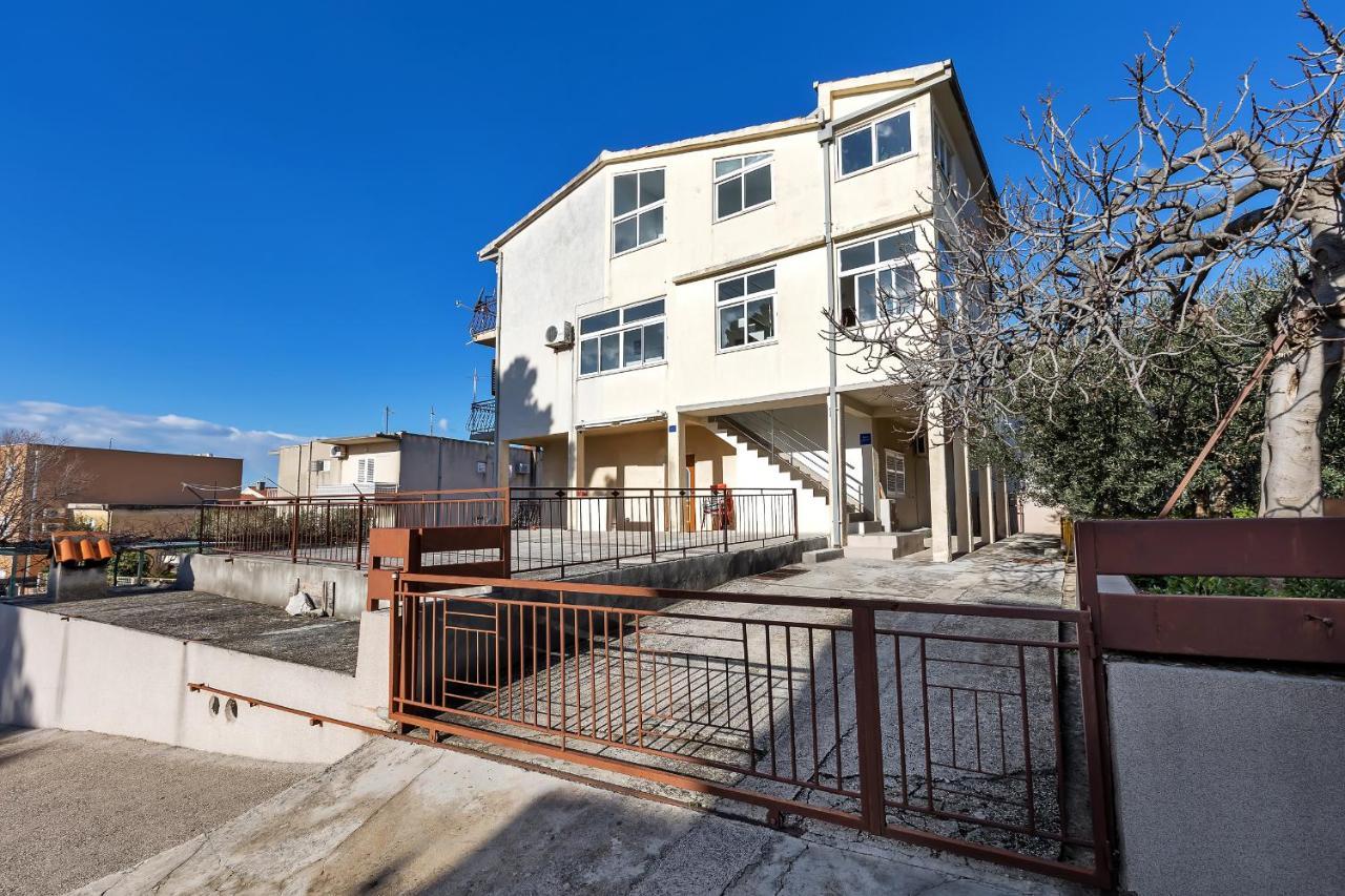 מאקרסקה Apartments Maria מראה חיצוני תמונה